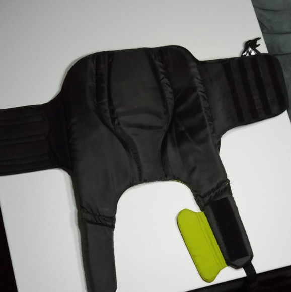 Outward Hounds Dog Green Black Lifejacket Sz Medium - Picture 3 of 9